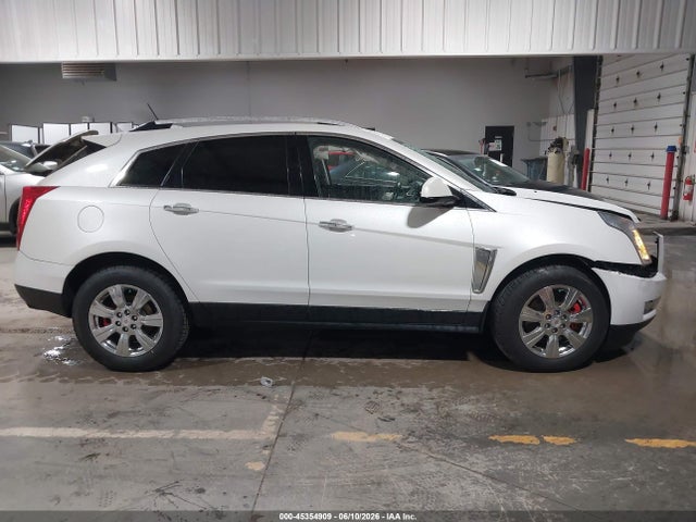 Продажа на аукционе авто 2015 Cadillac Srx Luxury Collection, vin: 3GYFNEE32FS527867, номер лота: 45354909