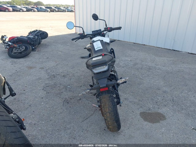 MD2JUJ405RN208300 Husqvarna Vitpilen 401/svartpilen 401
