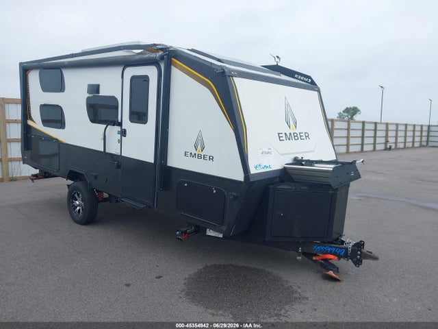 Ember Overland Series 2022 7RVTV1221NA000815 головне зображення