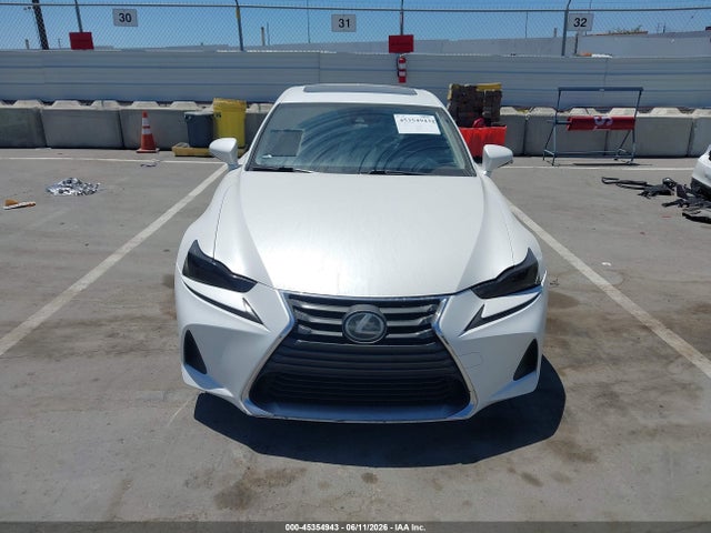 Lexus IS 200T 2017 JTHBA1D27H5058983 Image 13