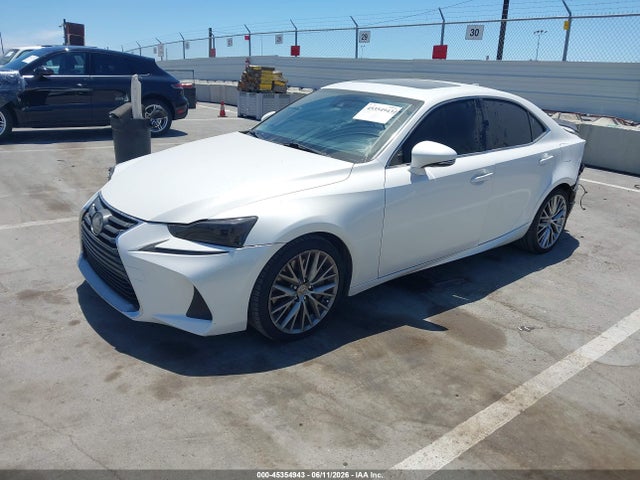 Lexus IS 200T 2017 JTHBA1D27H5058983 Image 2