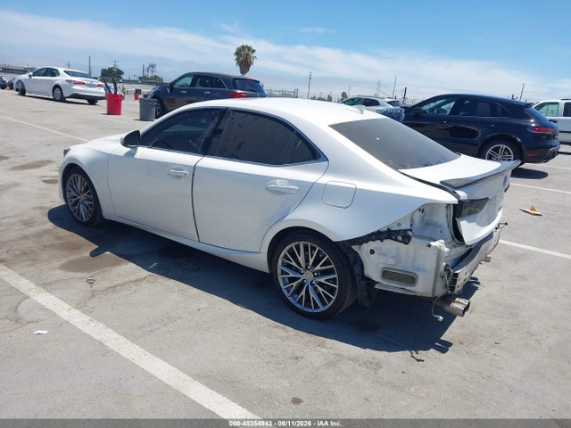 Lexus IS 200T 2017 JTHBA1D27H5058983 Image 3
