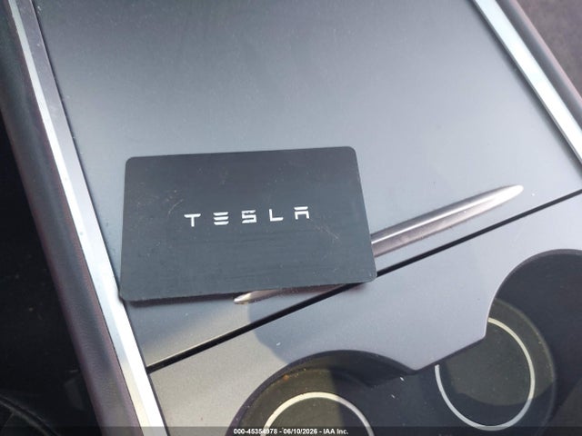 Продаж на аукціоні авто 2022 Tesla Model 3 Long Range Dual Motor All-wheel Drive, vin: 5YJ3E1EB1NF241556, номер лоту: 45354978