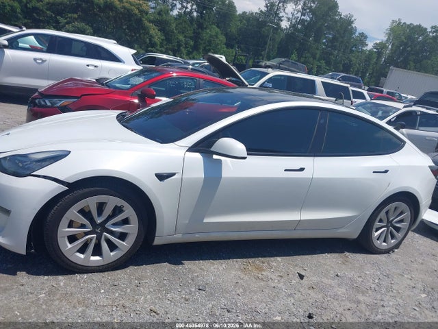 Продаж на аукціоні авто 2022 Tesla Model 3 Long Range Dual Motor All-wheel Drive, vin: 5YJ3E1EB1NF241556, номер лоту: 45354978