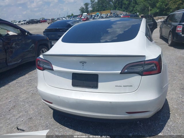 Продаж на аукціоні авто 2022 Tesla Model 3 Long Range Dual Motor All-wheel Drive, vin: 5YJ3E1EB1NF241556, номер лоту: 45354978