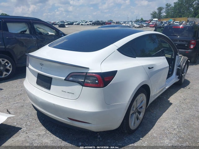 Продаж на аукціоні авто 2022 Tesla Model 3 Long Range Dual Motor All-wheel Drive, vin: 5YJ3E1EB1NF241556, номер лоту: 45354978