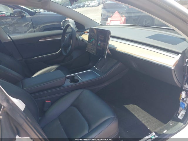 Продаж на аукціоні авто 2022 Tesla Model 3 Long Range Dual Motor All-wheel Drive, vin: 5YJ3E1EB1NF241556, номер лоту: 45354978