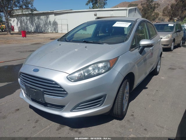 Ford FIESTA SE 2015 3FADP4EJ6FM172938 Image 2