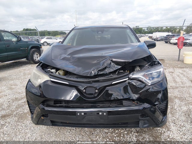 Toyota RAV4 LE 2018 2T3ZFREV6JW460162 Image 10