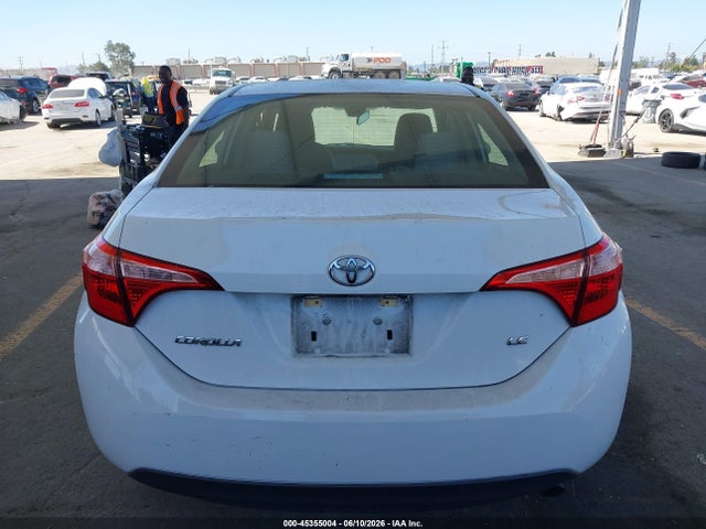 Toyota COROLLA LE 2018 5YFBURHE0JP789386 Image 18