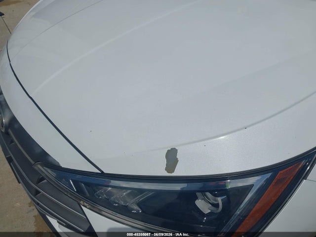Продажа на аукционе авто 2020 Hyundai Elantra Se, vin: 5NPD74LF5LH618118, номер лота: 45355067
