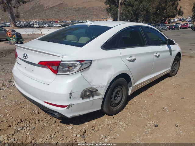 Hyundai SONATA SE 2015 5NPE24AF5FH197284 Image 4