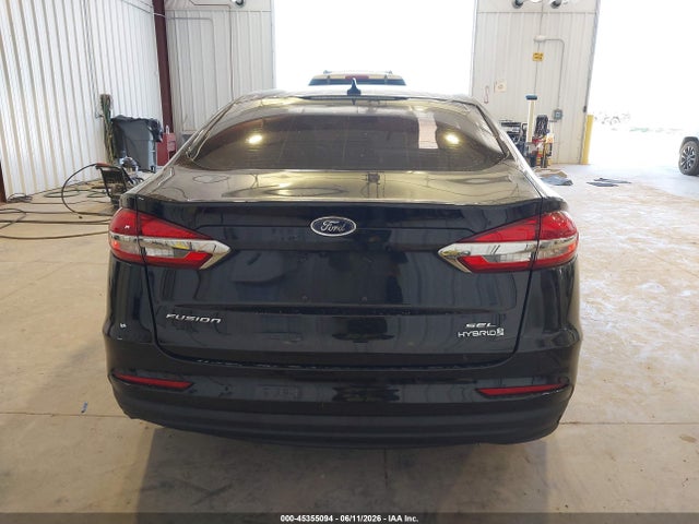 3FA6P0MU7KR235443 Ford Fusion Hybrid Sel