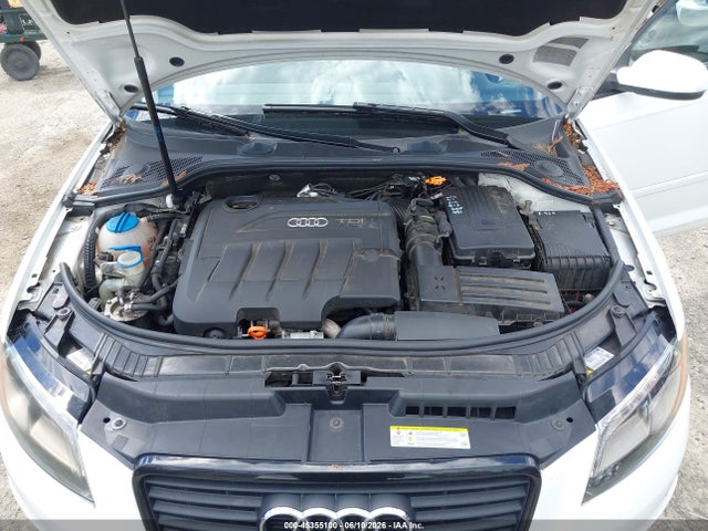 45355100 :رقم المزاد ، WAUKJBFM2BA040215 vin ، 2011 Audi A3 2.0 Tdi Premium مزاد بيع