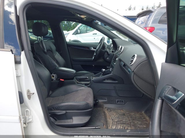 45355100 :رقم المزاد ، WAUKJBFM2BA040215 vin ، 2011 Audi A3 2.0 Tdi Premium مزاد بيع