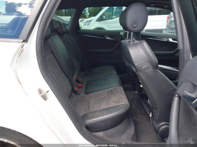 45355100 :رقم المزاد ، WAUKJBFM2BA040215 vin ، 2011 Audi A3 2.0 Tdi Premium مزاد بيع