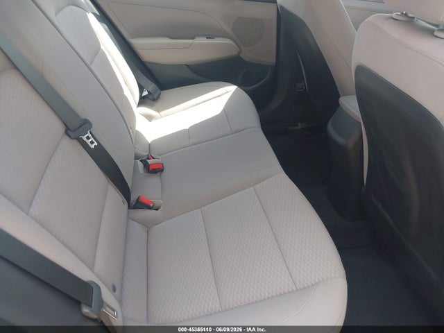 5NPD74LF4LH600998 Hyundai ELANTRA SE