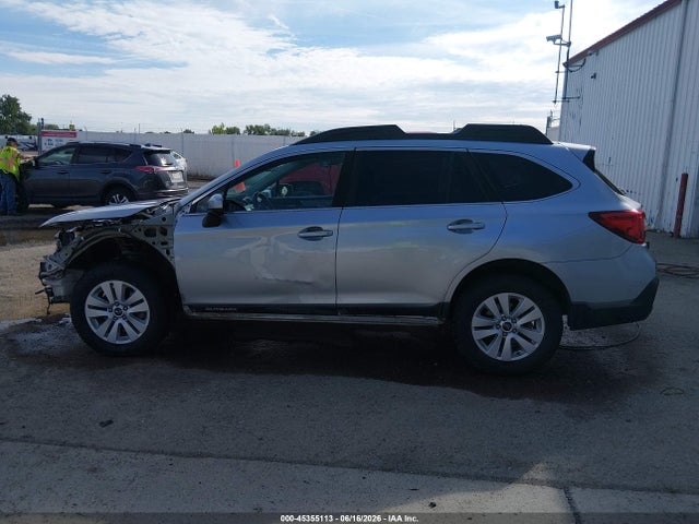 Subaru Outback 2.5i Premium 2018 4S4BSACC5J3201645 Image 15