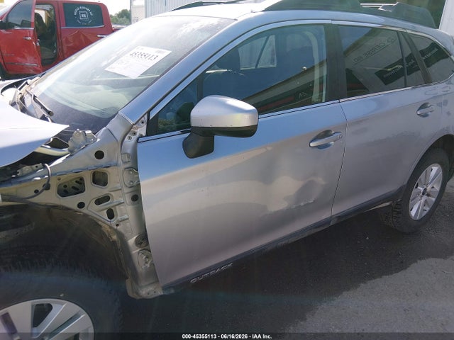 Subaru Outback 2.5i Premium 2018 4S4BSACC5J3201645 Image 18