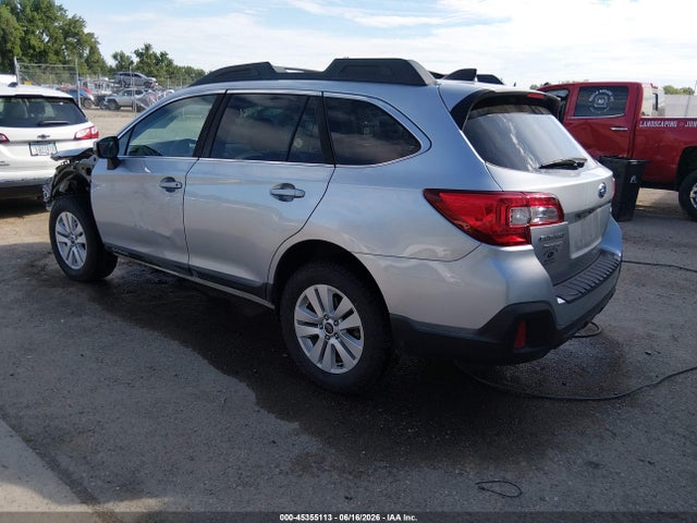 Subaru Outback 2.5i Premium 2018 4S4BSACC5J3201645 Image 3