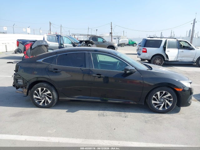 Продажа на аукционе авто 2017 Honda Civic Ex, vin: 19XFC2F73HE052257, номер лота: 45355116