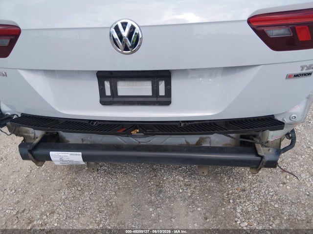 3VV2B7AX2JM083650 Volkswagen Tiguan 2.0t Se/2.0t Sel