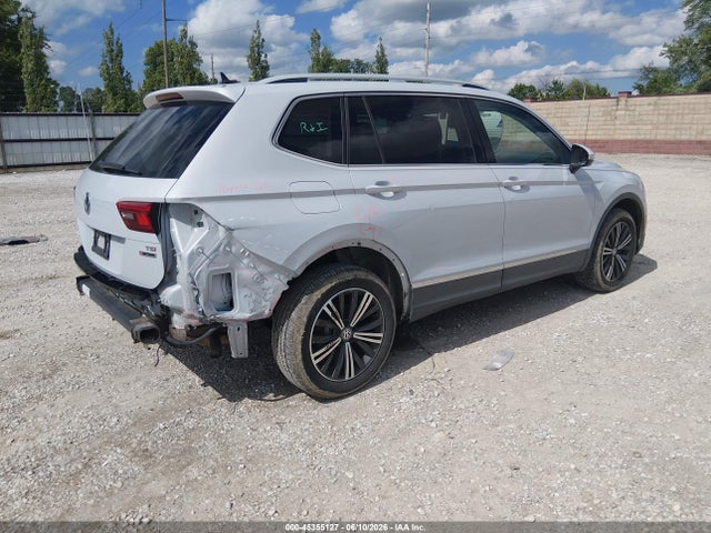 2018 Volkswagen Tiguan 2.0t Se/2.0t Sel მანქანა იყიდება აუქციონზე, vin: 3VV2B7AX2JM083650, აუქციონის ნომერი: 45355127
