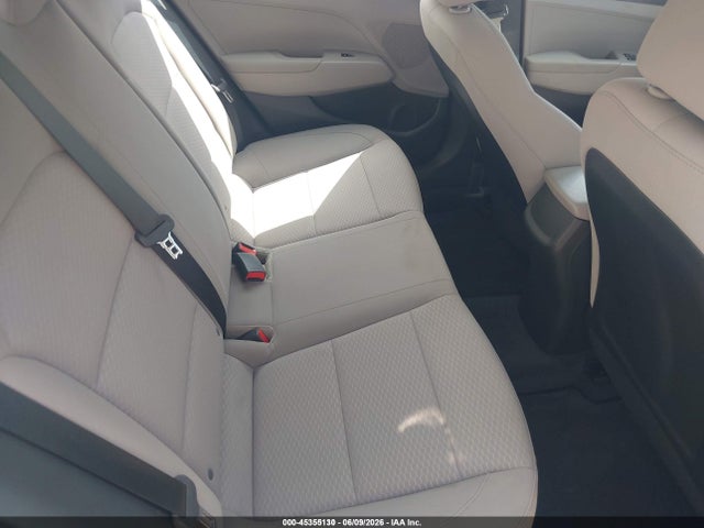 Продажа на аукционе авто 2020 Hyundai Elantra Se, vin: 5NPD74LF0LH600528, номер лота: 45355130