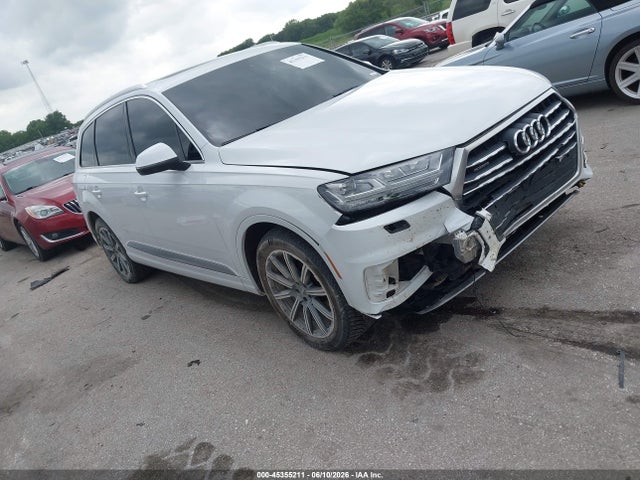 Продажа на аукционе авто 2018 Audi Q7 3.0t Premium, vin: WA1VAAF78JD037878, номер лота: 45355211