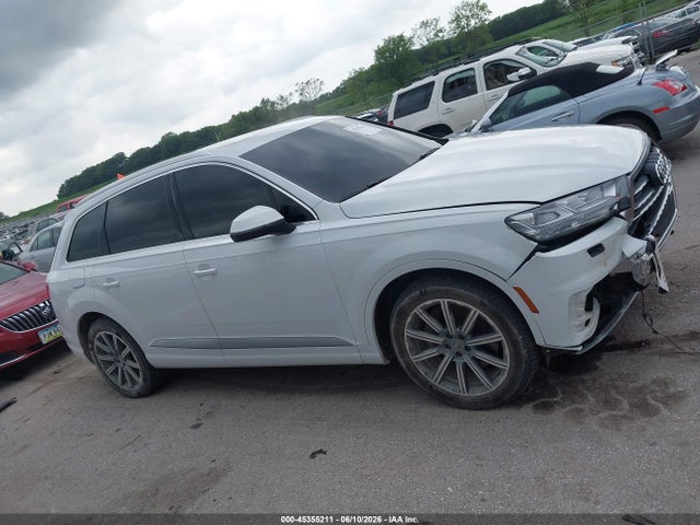 Продажа на аукционе авто 2018 Audi Q7 3.0t Premium, vin: WA1VAAF78JD037878, номер лота: 45355211