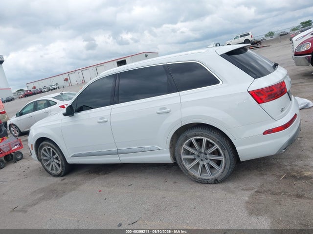 Продажа на аукционе авто 2018 Audi Q7 3.0t Premium, vin: WA1VAAF78JD037878, номер лота: 45355211