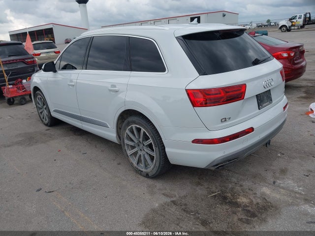 Продажа на аукционе авто 2018 Audi Q7 3.0t Premium, vin: WA1VAAF78JD037878, номер лота: 45355211
