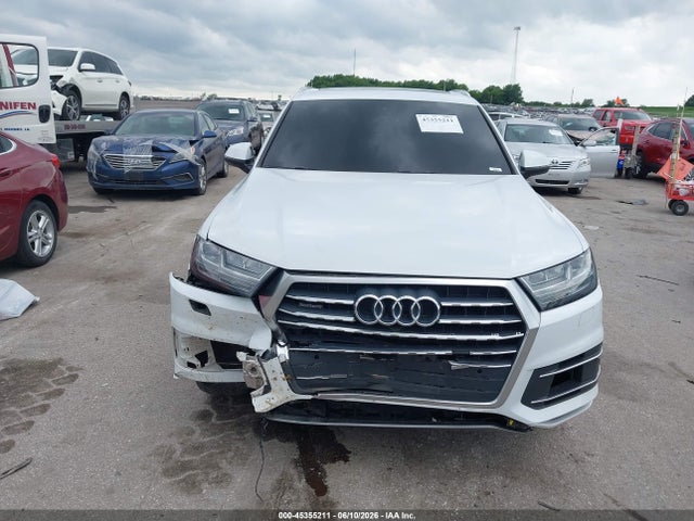 Продажа на аукционе авто 2018 Audi Q7 3.0t Premium, vin: WA1VAAF78JD037878, номер лота: 45355211