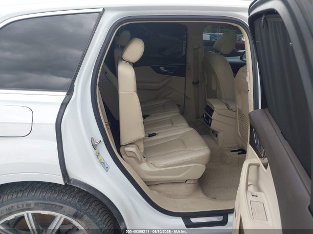 Продажа на аукционе авто 2018 Audi Q7 3.0t Premium, vin: WA1VAAF78JD037878, номер лота: 45355211