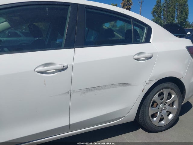 Aukcja sprzedaży 2011 Mazda Mazda3 I Sport, vin: JM1BL1UG9B1441880, numer aukcji: 45355245