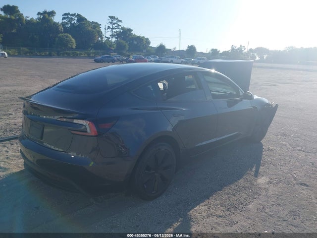 Tesla MODEL 3 2025 5YJ3E1EA6SF000952 Image 4