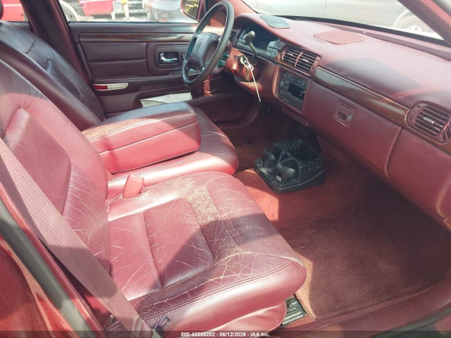 1998 Cadillac Deville Standard მანქანა იყიდება აუქციონზე, vin: 1G6KD54Y7WU751272, აუქციონის ნომერი: 45355282