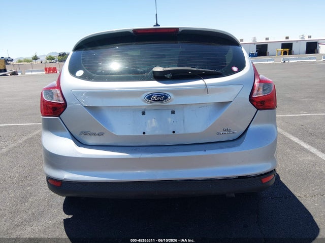 Ford FOCUS SE 2014 1FADP3K20EL444133 Image 16