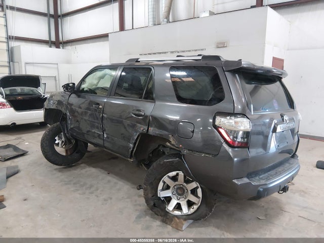 Toyota 4runner Trail 2015 JTEBU5JR0F5240048 Image 3