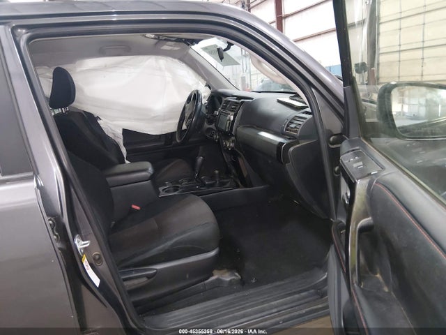 Toyota 4runner Trail 2015 JTEBU5JR0F5240048 Image 5