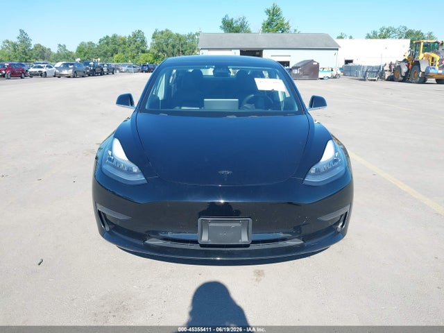 Продажа на аукционе авто 2018 Tesla Model 3 Long Range/performance, vin: 5YJ3E1EB9JF181987, номер лота: 45355411