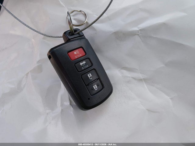 4T1BD1FK4GU196700 Toyota Camry Hybrid Le