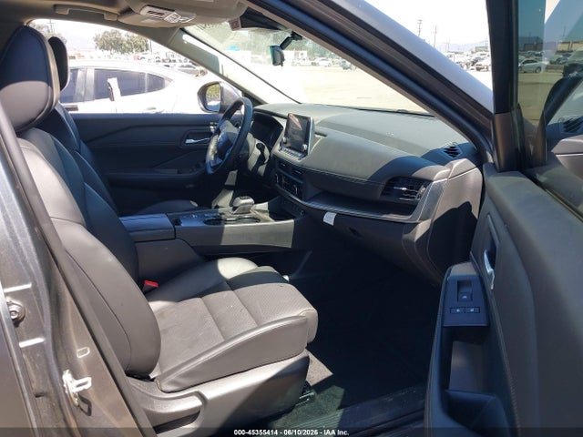 JN8BT3BAXSW002138 Nissan Rogue Sv Fwd