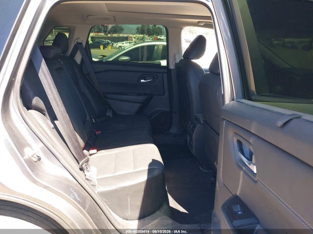 JN8BT3BAXSW002138 Nissan Rogue Sv Fwd