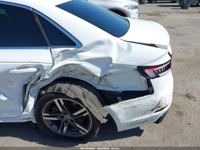 Продажа на аукционе авто 2018 Audi A4 2.0t Premium/2.0t Tech Premium, vin: WAUENAF46JN001890, номер лота: 45355463