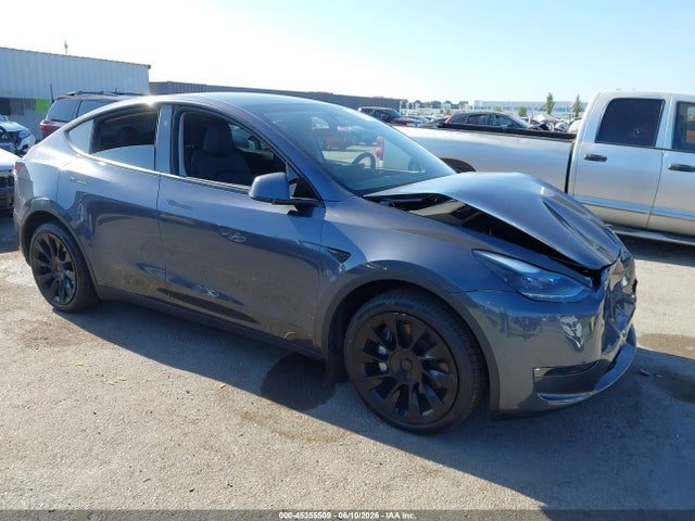 2023 Tesla Model Y Awd/long Range Dual Motor All-wheel Drive მანქანა იყიდება აუქციონზე, vin: 7SAYGDEE6PF797668, აუქციონის ნომერი: 45355509