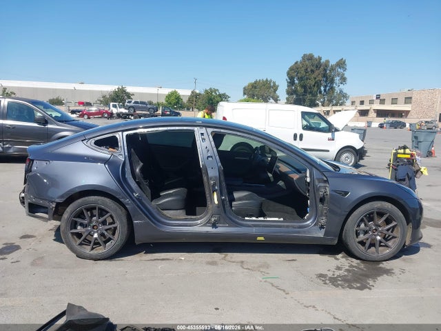 Tesla Model 3 Long Range Dual Motor All-wheel Drive 2023 5YJ3E1EB2PF689064 Image 14