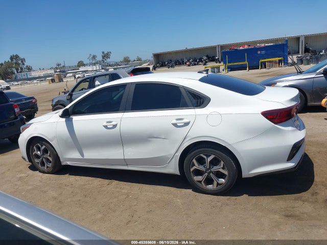2019 Kia Forte Lxs მანქანა იყიდება აუქციონზე, vin: 3KPF24AD8KE029608, აუქციონის ნომერი: 45355608