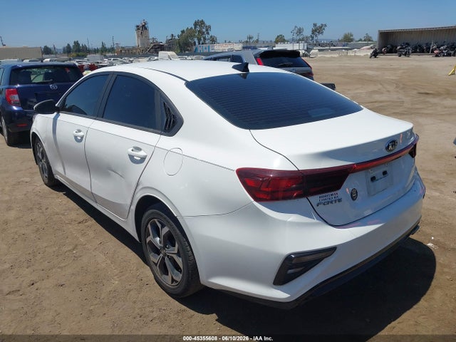2019 Kia Forte Lxs მანქანა იყიდება აუქციონზე, vin: 3KPF24AD8KE029608, აუქციონის ნომერი: 45355608