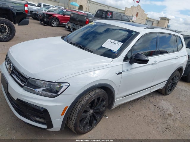 3VV3B7AX2MM002557 Volkswagen Tiguan 2.0t Se/2.0t Se R-line Black/2.0t Sel